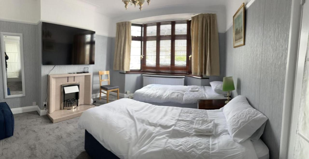 Amazing And Romantic O2 Arena 4 Bedrooms House Free Parking London Exterior foto